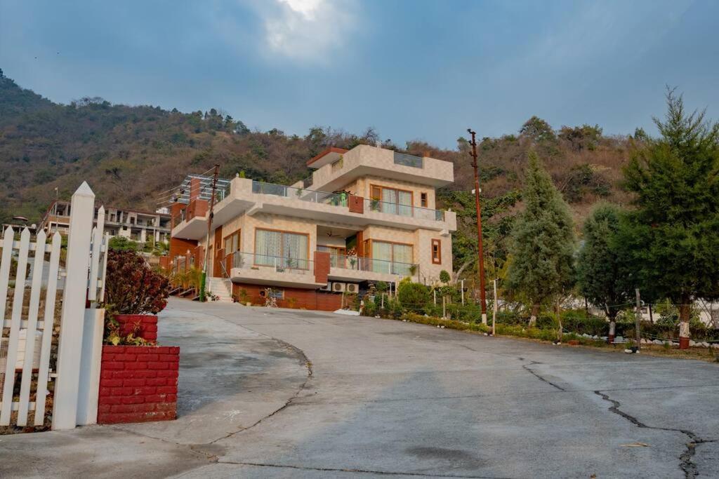 The Sage Villa - Luxury Homestay In דהראדון מראה חיצוני תמונה